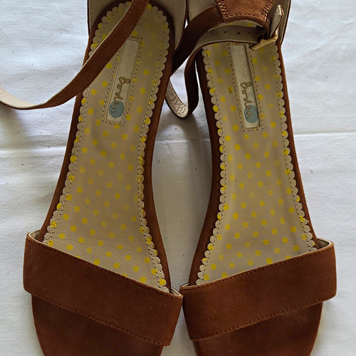 Boden brown leather strappy - boden,