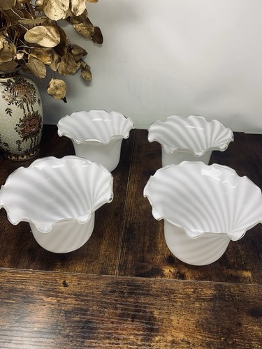 Four vintage ruffled twist - ruffled,