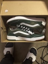 Size 10.5 - VANS Zahba