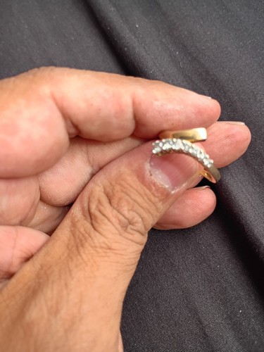 10k yellow gold twist diamond - 10k,