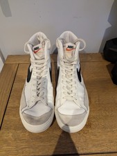 White Nike Blazer Mid '77 Mens UK Size 8, Great Condition, Barely Worn