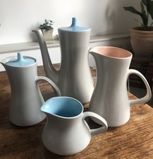 Poole Pottery Twintone Dove