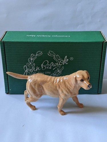 Beswick golden labrador - -,