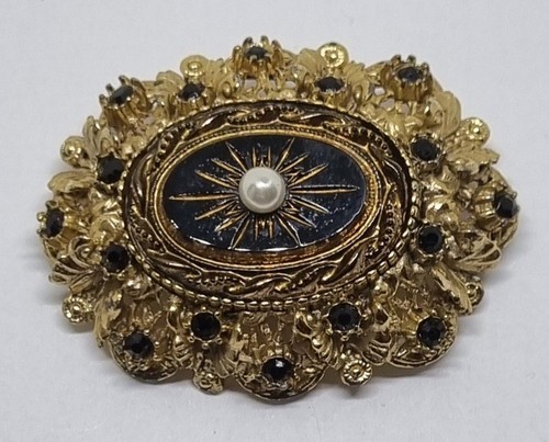 Vintage sphinx gold plated - sphinx,