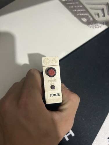 Wylex 30a push button fuse - 30a,