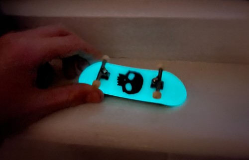 Glow the dark - in,