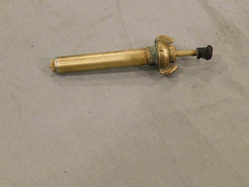 Tilley lantern pressure pump - pressure, pump.
