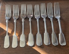 8 Antique Silver Plated Fiddle Pattern Dinner Table Forks Approx 20cm Long