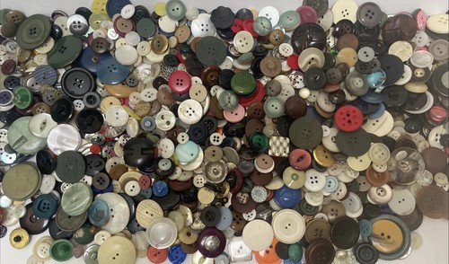 Buttons job lot bundle - lot, mostly