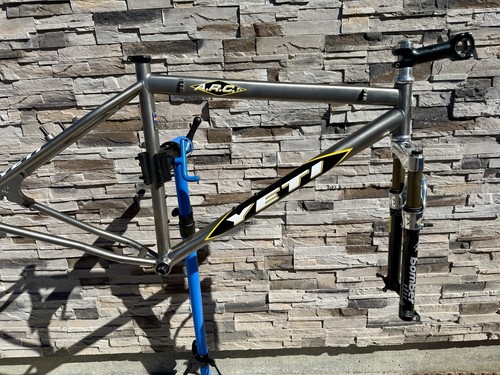 Vintage yeti arc titanium - yeti,