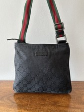 Gucci Black Web Messenger GG