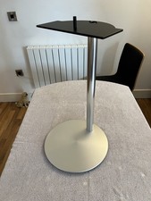 Bang & Olufsen BeoSound 3000 & 3200 Floor Stand         Ouverture & 2500