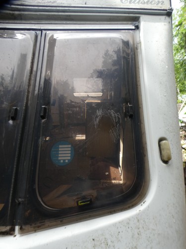 Caravan window elddis - caravan,