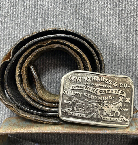 Vintage levis metal buckle - levis,