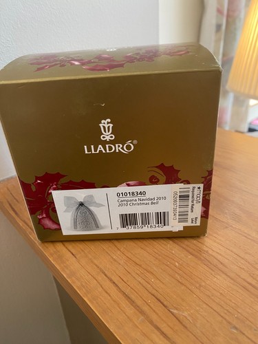 Lladro 2010 annual christmas - annual,