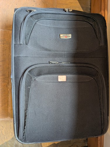 Antler medium black suitcase - black,