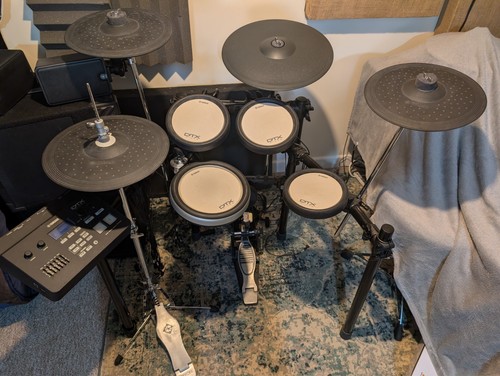 Yamaha dtx700 electronic - electronic, +