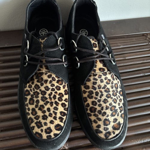 Black leopard creeper - t.u.k.,