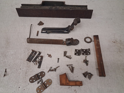 Antique singer sewing machine - antique,