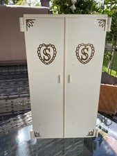 Vintage Pedigree Sindy Doll Wardrobe, Cream Gold