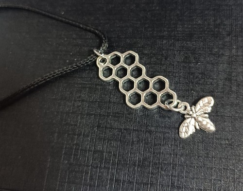 Silver bumble bee honeycomb - bumble,