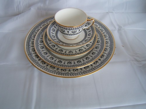 Crown staffordshire black - staffordshire,