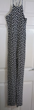 Boohoo  dungarees size 8 black and white