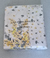 Laura Ashley Sweetpea Bouquet