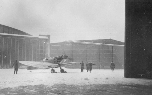 Supermarine spitfire 609 - supermarine, sqdn