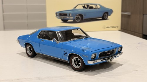 Holden gts 350 monaro - 1:18,