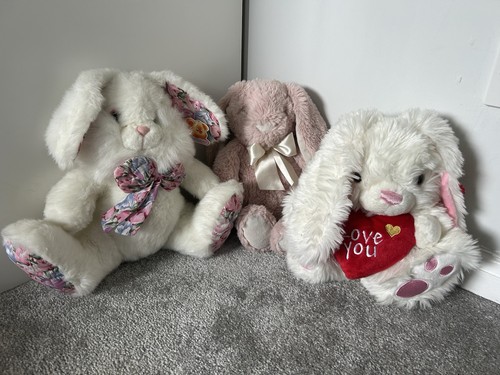 Girls soft toy plushie bunny