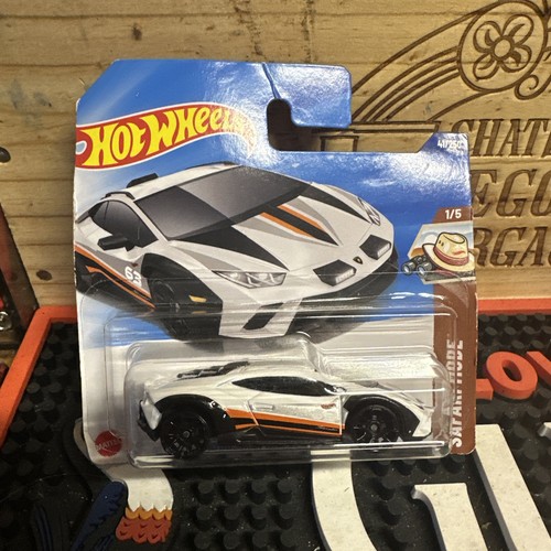 Lamborghini huracan sterrato - lamborghini,