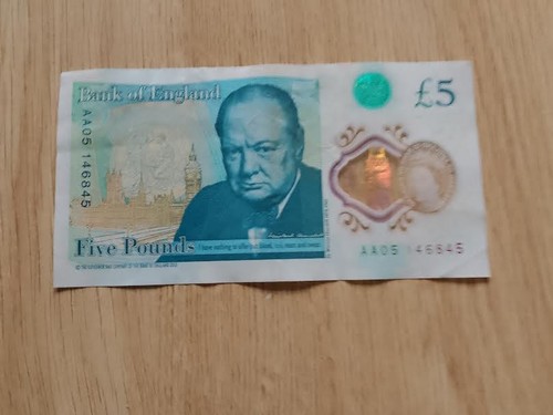 Aa01 note five pounds - five,