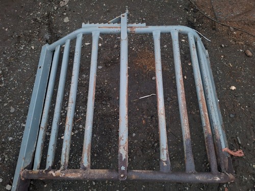 Cattle head yoke barrier gate - yoke,