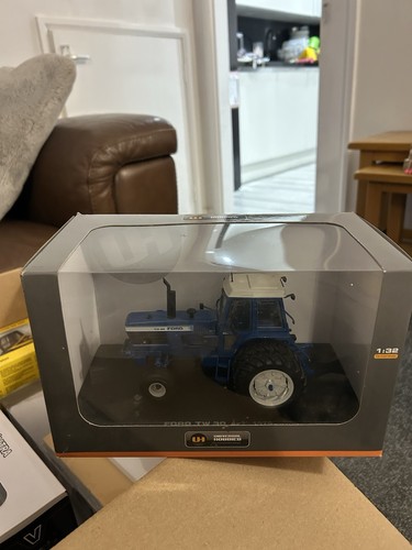 Universal hobbies scale - 1.32,