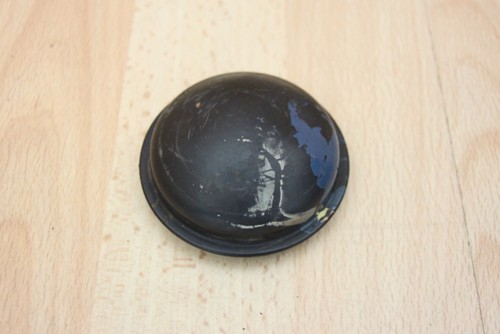 Front wheel hub - front, grease