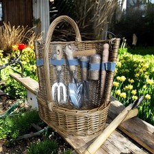 Stunning wicker basket an