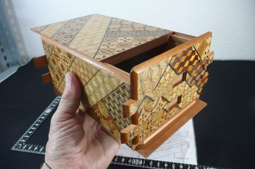 Japanese secret puzzle - puzzle, box