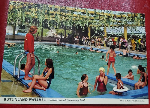 Butlins pwllheli postcard - butlins,