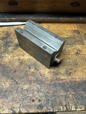 BROWN & SHARPE 750-D MAGNETIC