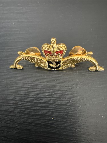 New large submariner lapel - large,
