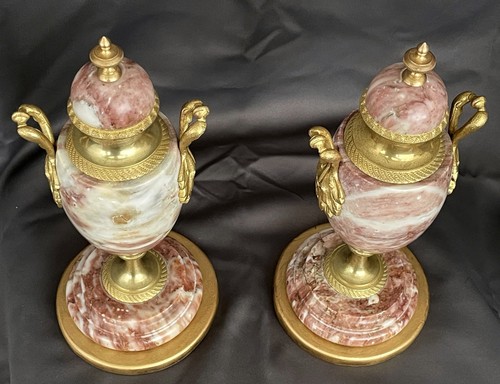 Pair marble and - of,