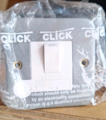 Click metal clad 13a switched - clad,
