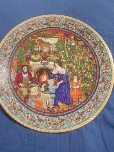 New royal worcester - worcester, christmas