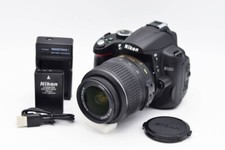 Nikon D5000 12.3MP 18-55mm