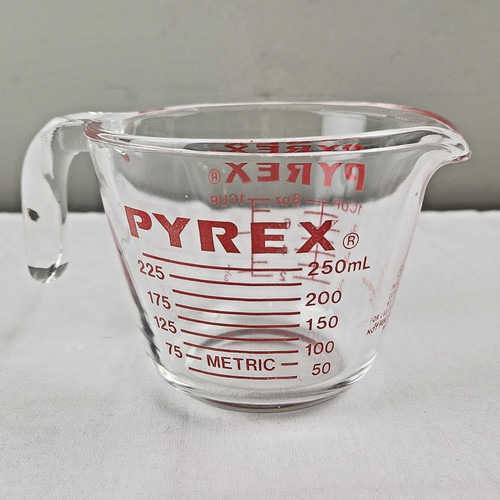 Vtg pyrex 508 glass measuring - 508,