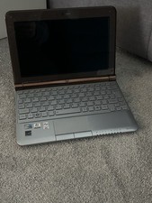 Toshiba NB305-106 Netbook
