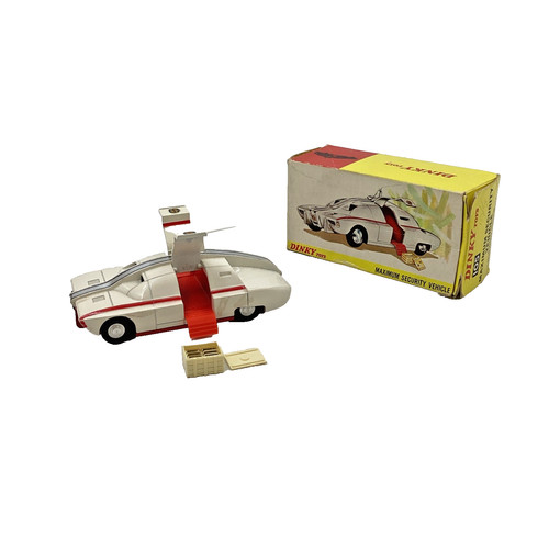 Dinky 105 captain - 105, scarlet