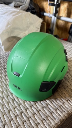 Petzl climbing hard - petzl,