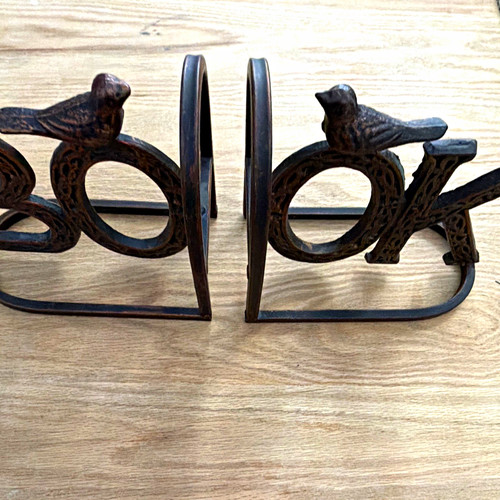 Cast iron bird bookends - cast,